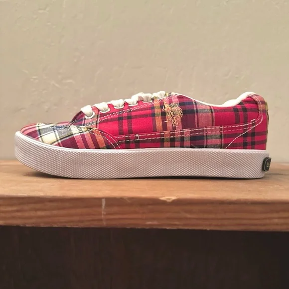 NEW Plaid U.S. Polo Assn. Tennis Shoes - Picture 3 of 15